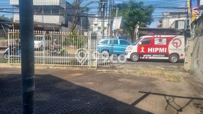 Komersial Dijual Lokasi Emas di Jatibening Luas 300m2 Komersial Dijual Lokasi Emas di Jatibening Luas 300m2