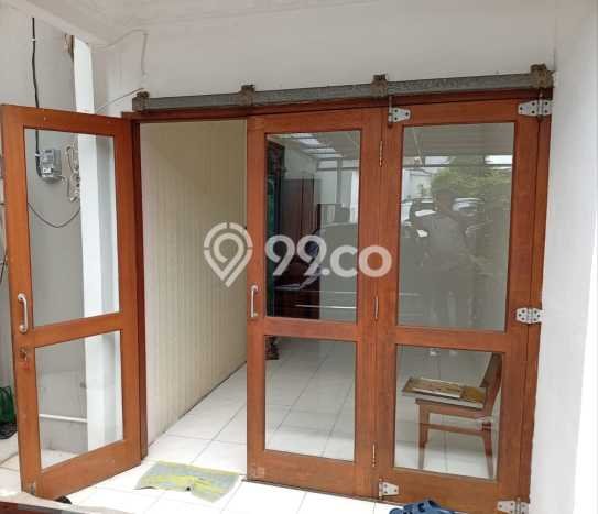 HOT DEAL! Rumah area Bintara, 3 KT, Lingkungan Strategis, Luas 100m² Bangunan 90m² HOT DEAL! Rumah area Bintara, 3 KT, Lingkungan Strategis, Luas 100m² Bangunan 90m²