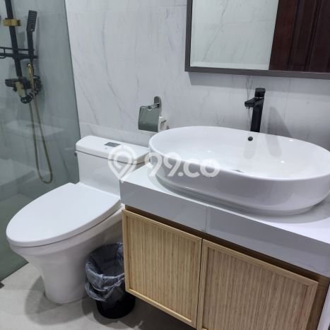 FOR SALE Hunian Apartemen Luxury di Kebon Jeruk dengan 2 Kamar Tidur & Luas 102m2 FOR SALE Hunian Apartemen Luxury di Kebon Jeruk dengan 2 Kamar Tidur & Luas 102m2