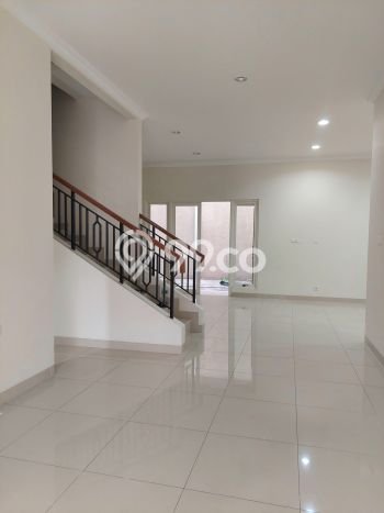 Rumah sewa siap pakai 4 KT di Gading Serpong, Tangerang Rumah sewa siap pakai 4 KT di Gading Serpong, Tangerang
