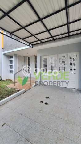 Rumah Luxury Modern Siap Huni di Gading Serpong Tangerang Rumah Luxury Modern Siap Huni di Gading Serpong Tangerang