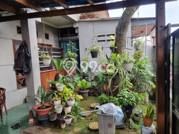 Rumah Modern Cantik 3 Kamar Siap Huni di Ciputat Rumah Modern Cantik 3 Kamar Siap Huni di Ciputat