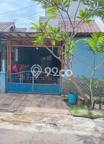 For Sale Rumah 4 Kamar Lokasi Ideal Nyaman dan Strategis di Serpong Utara For Sale Rumah 4 Kamar Lokasi Ideal Nyaman dan Strategis di Serpong Utara