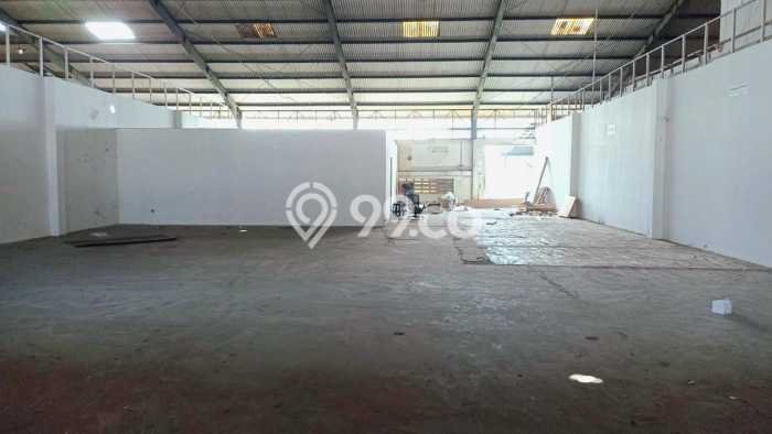 Gudang Dijual di Jakarta Utara LT 2860m2 & LB 1350m2 Lokasi Terbaik! Gudang Dijual di Jakarta Utara LT 2860m2 & LB 1350m2 Lokasi Terbaik!