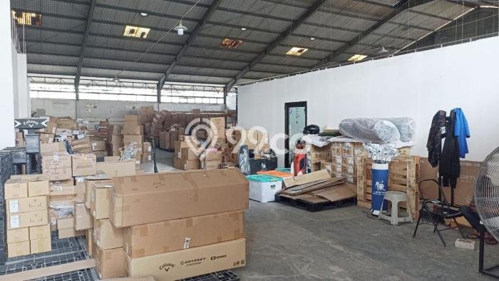 Gudang Dijual di Jakarta Utara LT 2860m2 & LB 1350m2 Lokasi Terbaik! Gudang Dijual di Jakarta Utara LT 2860m2 & LB 1350m2 Lokasi Terbaik!