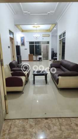 Disewakan! Rumah 3 Kamar Tidur &
2 Kamar Mandi di Surabaya Kota, Surabaya Disewakan! Rumah 3 Kamar Tidur &
2 Kamar Mandi di Surabaya Kota, Surabaya