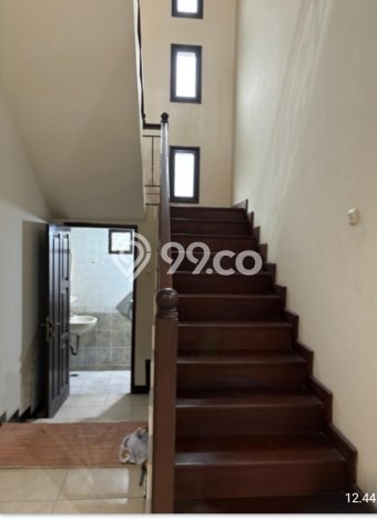 Best Deal Hunian Mewah Ideal dan Luas di Wonocolo, Surabaya Best Deal Hunian Mewah Ideal dan Luas di Wonocolo, Surabaya