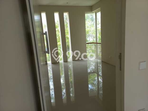 Dijual Rumah Luas Megah Dengan View Cantik di Surabaya Kota, Surabaya Dijual Rumah Luas Megah Dengan View Cantik di Surabaya Kota, Surabaya