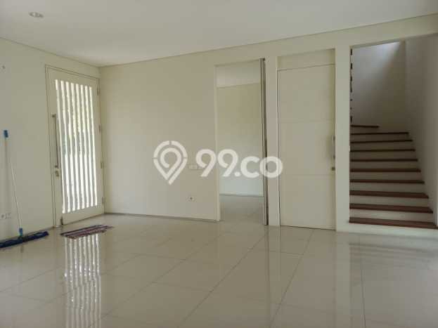 Dijual Rumah Luas Megah Dengan View Cantik di Surabaya Kota, Surabaya Dijual Rumah Luas Megah Dengan View Cantik di Surabaya Kota, Surabaya
