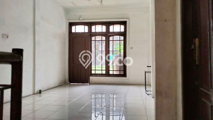 Rumah LT 386m2m² Akses Transportasi Umum di Kendangsari, Surabaya Rumah LT 386m2m² Akses Transportasi Umum di Kendangsari, Surabaya