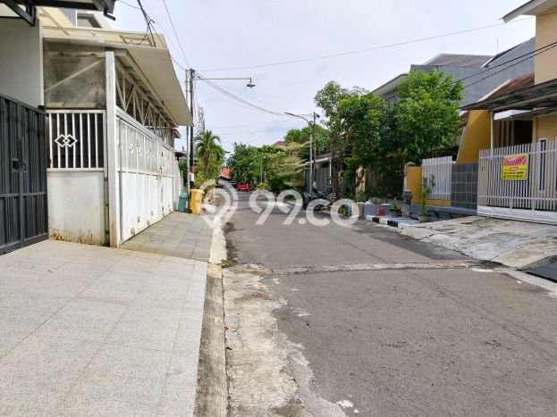 Rumah Bagus Siap Huni Di Rungkut Luas 100m2 Lokasi Strategis Rumah Bagus Siap Huni Di Rungkut Luas 100m2 Lokasi Strategis