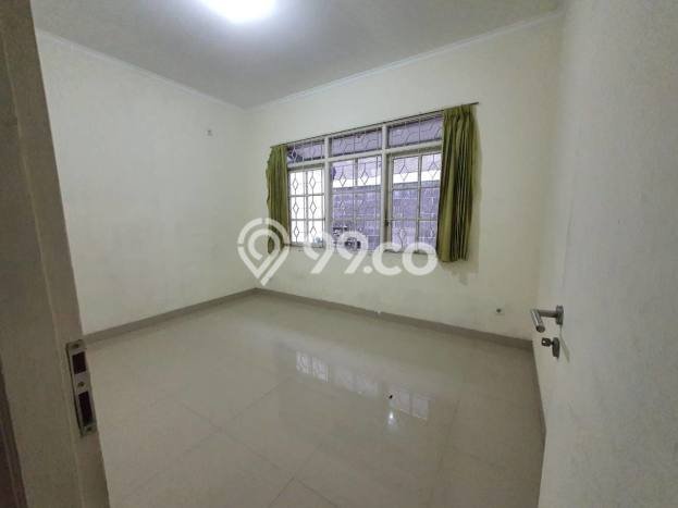 Rumah Strategis Minimalis Lb 180m2 di Arcamanik, Bandung Rumah Strategis Minimalis Lb 180m2 di Arcamanik, Bandung