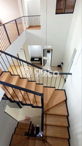 For Sale! Luxury House LT 187m2 Desain Modern di Bandung Kota For Sale! Luxury House LT 187m2 Desain Modern di Bandung Kota
