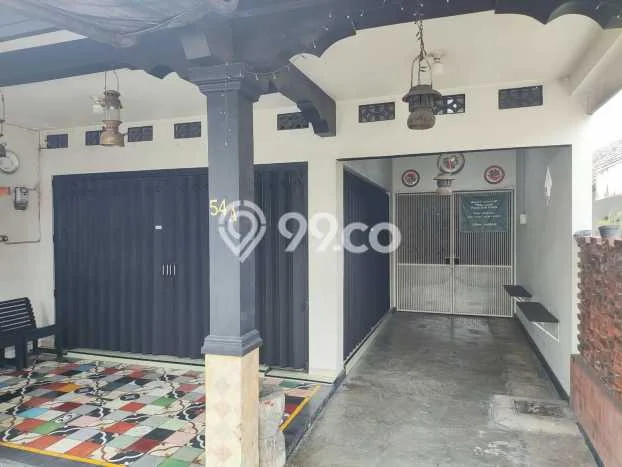 For Sale Rumah 4 Kamar Lokasi Ideal Bagus dan Strategis di Sidoarjo For Sale Rumah 4 Kamar Lokasi Ideal Bagus dan Strategis di Sidoarjo