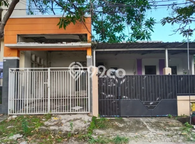 Siap Huni Rumah Minimalis & Modern LB 150m2 di Gresik Kota Siap Huni Rumah Minimalis & Modern LB 150m2 di Gresik Kota