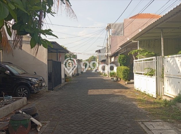 Rumah Murah LT 70m2 di Surabaya Kota Lingkungan Asri Rumah Murah LT 70m2 di Surabaya Kota Lingkungan Asri