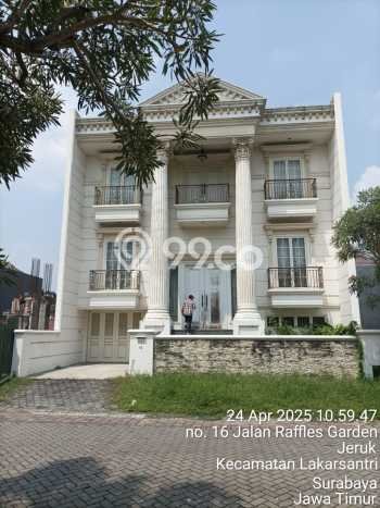 For Sale! Premium House LT 312m2 Desain Elegan di Surabaya Kota For Sale! Premium House LT 312m2 Desain Elegan di Surabaya Kota