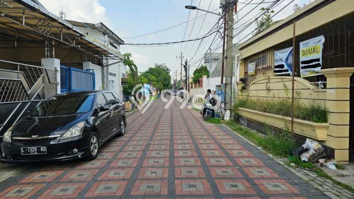 Rumah Luas Asri 7 KT Siap Pakai di Surabaya Kota Surabaya Rumah Luas Asri 7 KT Siap Pakai di Surabaya Kota Surabaya