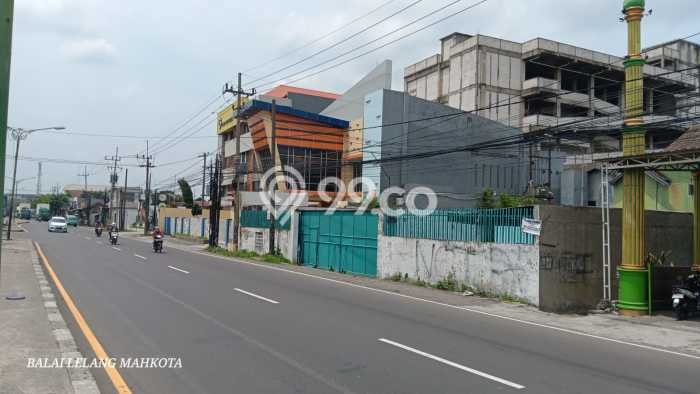 Untuk Dijual Komersial di Waru Sidoarjo LT 2352m2 / LB 300m2 Untuk Dijual Komersial di Waru Sidoarjo LT 2352m2 / LB 300m2