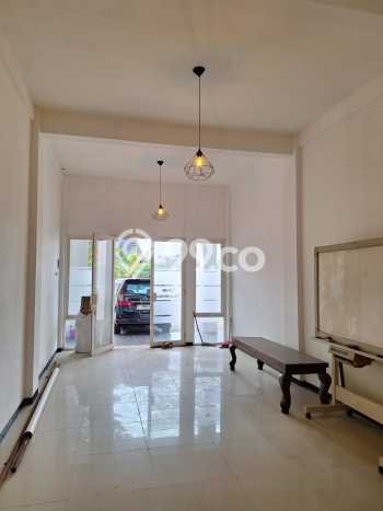 Ruko Dijual di Prime Area Gresik Luas 60m2 Ruko Dijual di Prime Area Gresik Luas 60m2