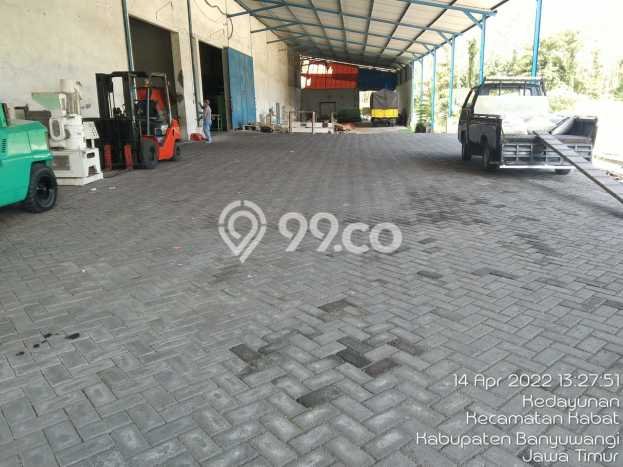 Gudang Dijual di Banyuwangi Banyuwangi dengan Luas Bangunan 500m2 Gudang Dijual di Banyuwangi Banyuwangi dengan Luas Bangunan 500m2