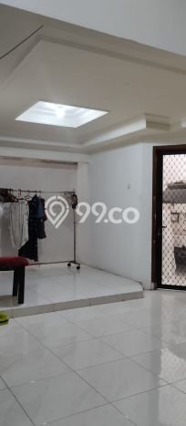 For Sale Hunian Rumah Nyaman 4 KT di Semolowaru, Surabaya For Sale Hunian Rumah Nyaman 4 KT di Semolowaru, Surabaya
