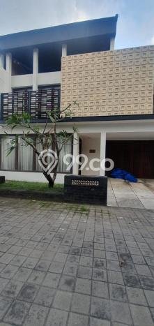 Hunian Mewah Dijual LT 204m2 di Kuta, Badung Hunian Mewah Dijual LT 204m2 di Kuta, Badung