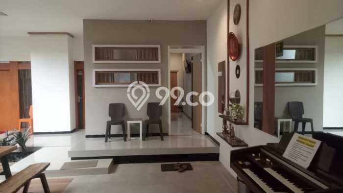 Rumah Luxury Modern Tanpa Renovasi di Malang Kota Malang Rumah Luxury Modern Tanpa Renovasi di Malang Kota Malang