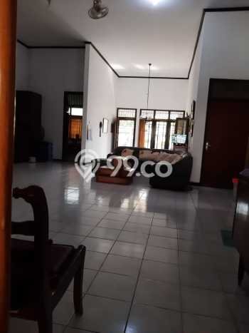 Hunian Super Elit dengan Akses Paling Strategis di Manyar, Surabaya Hunian Super Elit dengan Akses Paling Strategis di Manyar, Surabaya