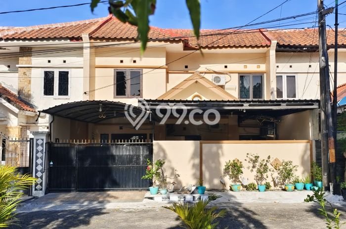 For Sale Rumah 4 Kamar Lokasi Ideal Nyaman dan Strategis di Wiyung For Sale Rumah 4 Kamar Lokasi Ideal Nyaman dan Strategis di Wiyung
