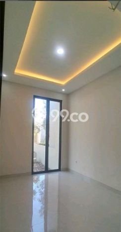 Dijual Rumah Premium dengan Fasilitas Sekitar Komplit di Wiyung, Surabaya Dijual Rumah Premium dengan Fasilitas Sekitar Komplit di Wiyung, Surabaya