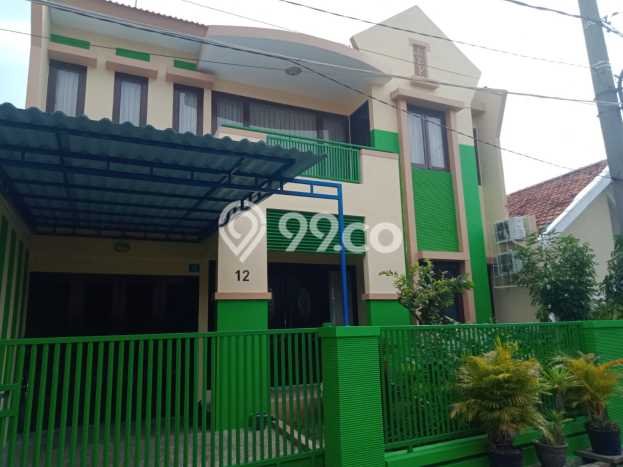 Rumah Strategis Modern Lb 200m2 di Tambaksari, Surabaya Rumah Strategis Modern Lb 200m2 di Tambaksari, Surabaya