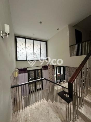 Hunian Eksklusif Siap Huni LT 246m2 di Wiyung, Surabaya Hunian Eksklusif Siap Huni LT 246m2 di Wiyung, Surabaya
