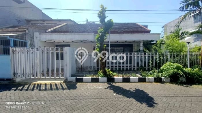 Jual Rumah Favorit Siap Huni LB 175m2 di Mulyorejo, Surabaya Jual Rumah Favorit Siap Huni LB 175m2 di Mulyorejo, Surabaya