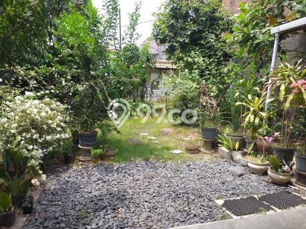 Dijual Rumah Premium dengan Fasilitas Sekitar Komplit di Semampir, Surabaya Dijual Rumah Premium dengan Fasilitas Sekitar Komplit di Semampir, Surabaya