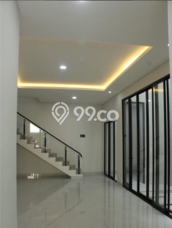 Dijual Rumah Premium dengan Fasilitas Sekitar Komplit di Wiyung, Surabaya Dijual Rumah Premium dengan Fasilitas Sekitar Komplit di Wiyung, Surabaya