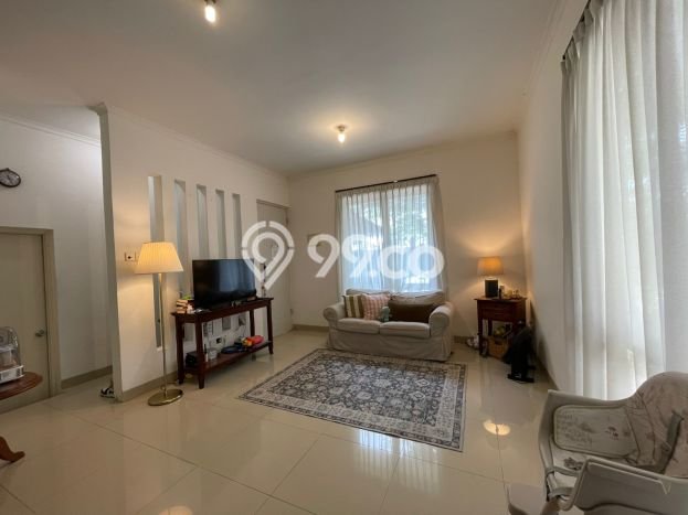 Rumah Strategis Modern Lb 96m2 di Ciputat, Tangerang Selatan Rumah Strategis Modern Lb 96m2 di Ciputat, Tangerang Selatan