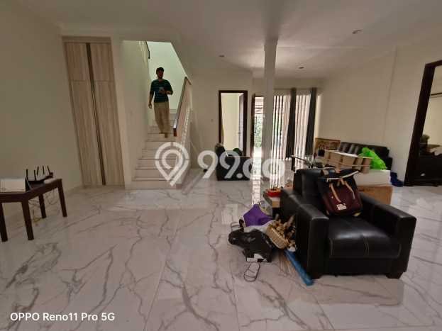 Jual Rumah Mewah Elegan Dengan View Cantik di Bintaro, Jakarta Selatan Jual Rumah Mewah Elegan Dengan View Cantik di Bintaro, Jakarta Selatan