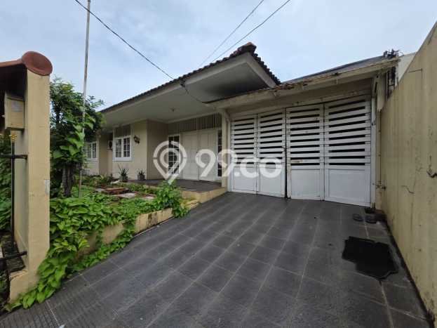 Jual Rumah Luas Megah Dengan View Eksklusif di Bintaro, Tangerang Selatan Jual Rumah Luas Megah Dengan View Eksklusif di Bintaro, Tangerang Selatan
