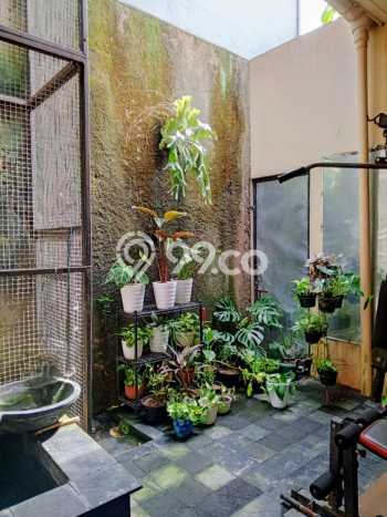 Jual Rumah Mewah Elegan Dengan View Eksklusif di Bintaro, Tangerang Selatan Jual Rumah Mewah Elegan Dengan View Eksklusif di Bintaro, Tangerang Selatan