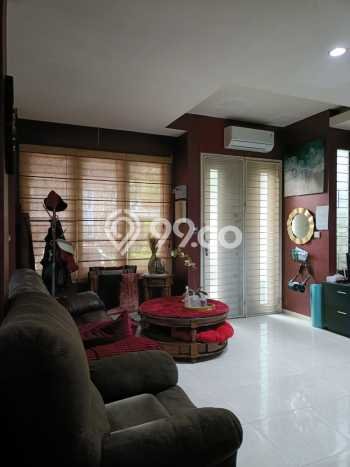 Rumah Mewah LB 199m2 Siap Pakai Desain Elegan di Bintaro, Tangerang Selatan Rumah Mewah LB 199m2 Siap Pakai Desain Elegan di Bintaro, Tangerang Selatan