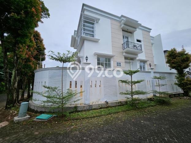 Best Deal Hunian Premium Ideal dan Luas di Ciputat, Tangerang Selatan Best Deal Hunian Premium Ideal dan Luas di Ciputat, Tangerang Selatan