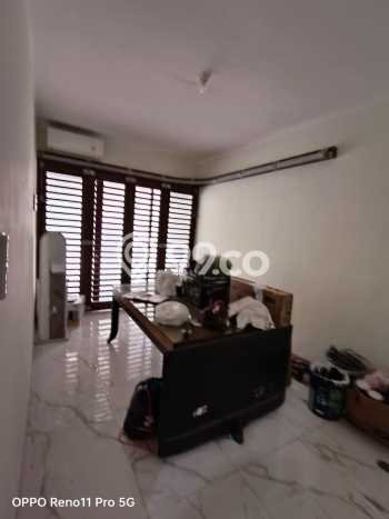 Jual Rumah Mewah Elegan Dengan View Cantik di Bintaro, Jakarta Selatan Jual Rumah Mewah Elegan Dengan View Cantik di Bintaro, Jakarta Selatan