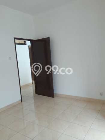 Disewakan! Rumah 3 Kamar Tidur &
2 Kamar Mandi di Bintaro, Tangerang Selatan Disewakan! Rumah 3 Kamar Tidur &
2 Kamar Mandi di Bintaro, Tangerang Selatan