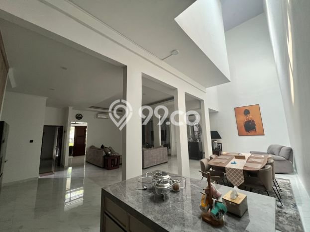 Jual Rumah Mewah Megah Dengan View Eksklusif di Bintaro, Tangerang Selatan Jual Rumah Mewah Megah Dengan View Eksklusif di Bintaro, Tangerang Selatan