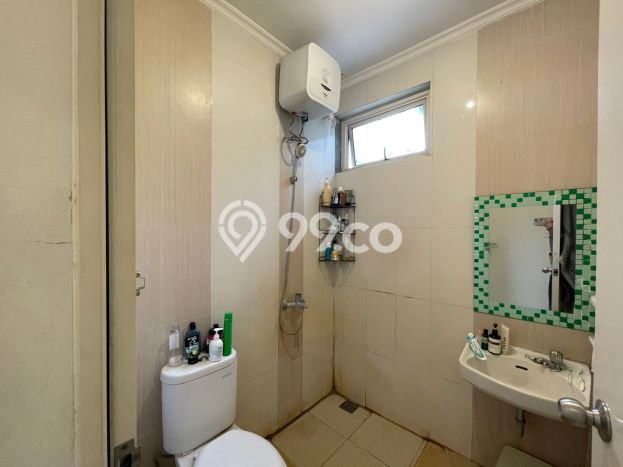 Rumah Strategis Modern Lb 96m2 di Ciputat, Tangerang Selatan Rumah Strategis Modern Lb 96m2 di Ciputat, Tangerang Selatan