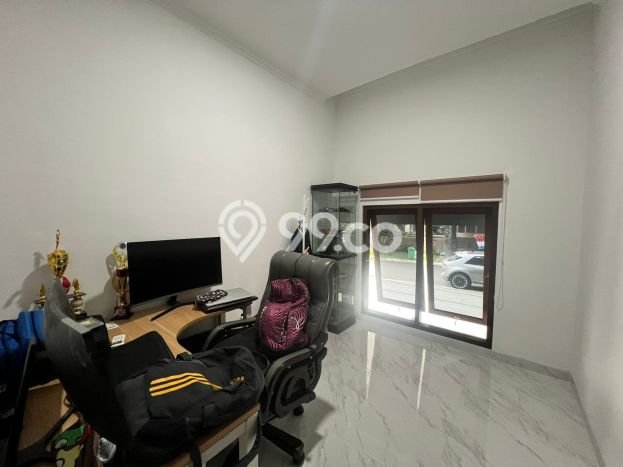 Jual Rumah Mewah Megah Dengan View Eksklusif di Bintaro, Tangerang Selatan Jual Rumah Mewah Megah Dengan View Eksklusif di Bintaro, Tangerang Selatan