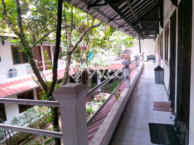 Rumah Elit LB 1048m2 Siap Pakai Desain Elegan di Buah Batu, Bandung Rumah Elit LB 1048m2 Siap Pakai Desain Elegan di Buah Batu, Bandung