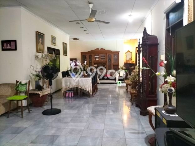 Jual Rumah Luas Elegan Dengan View Eksklusif di Kemang, Jakarta Selatan Jual Rumah Luas Elegan Dengan View Eksklusif di Kemang, Jakarta Selatan