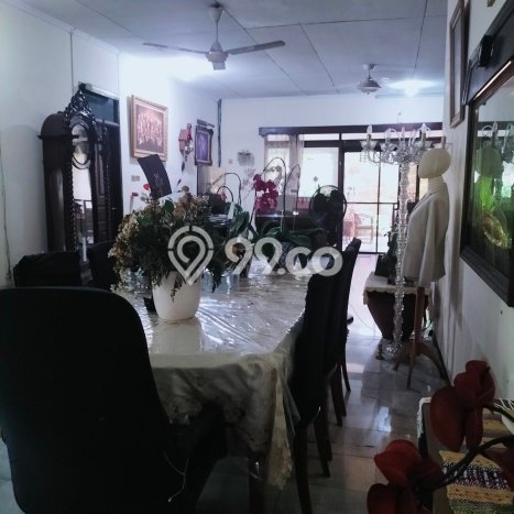 Jual Rumah Luas Elegan Dengan View Eksklusif di Kemang, Jakarta Selatan Jual Rumah Luas Elegan Dengan View Eksklusif di Kemang, Jakarta Selatan
